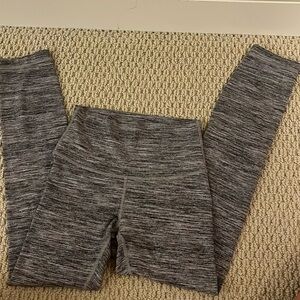 LULULEMON discontinued leggings!!